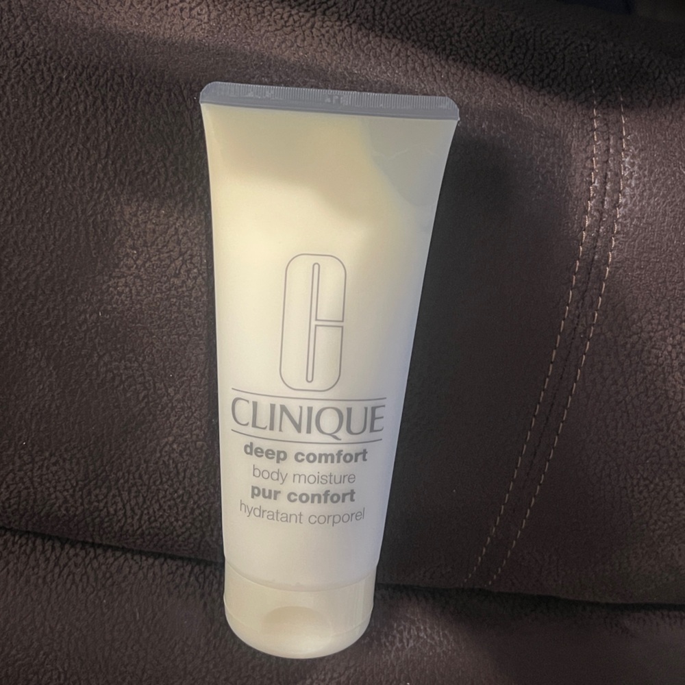 Clinique Deep Comfort Body Moisture Cream